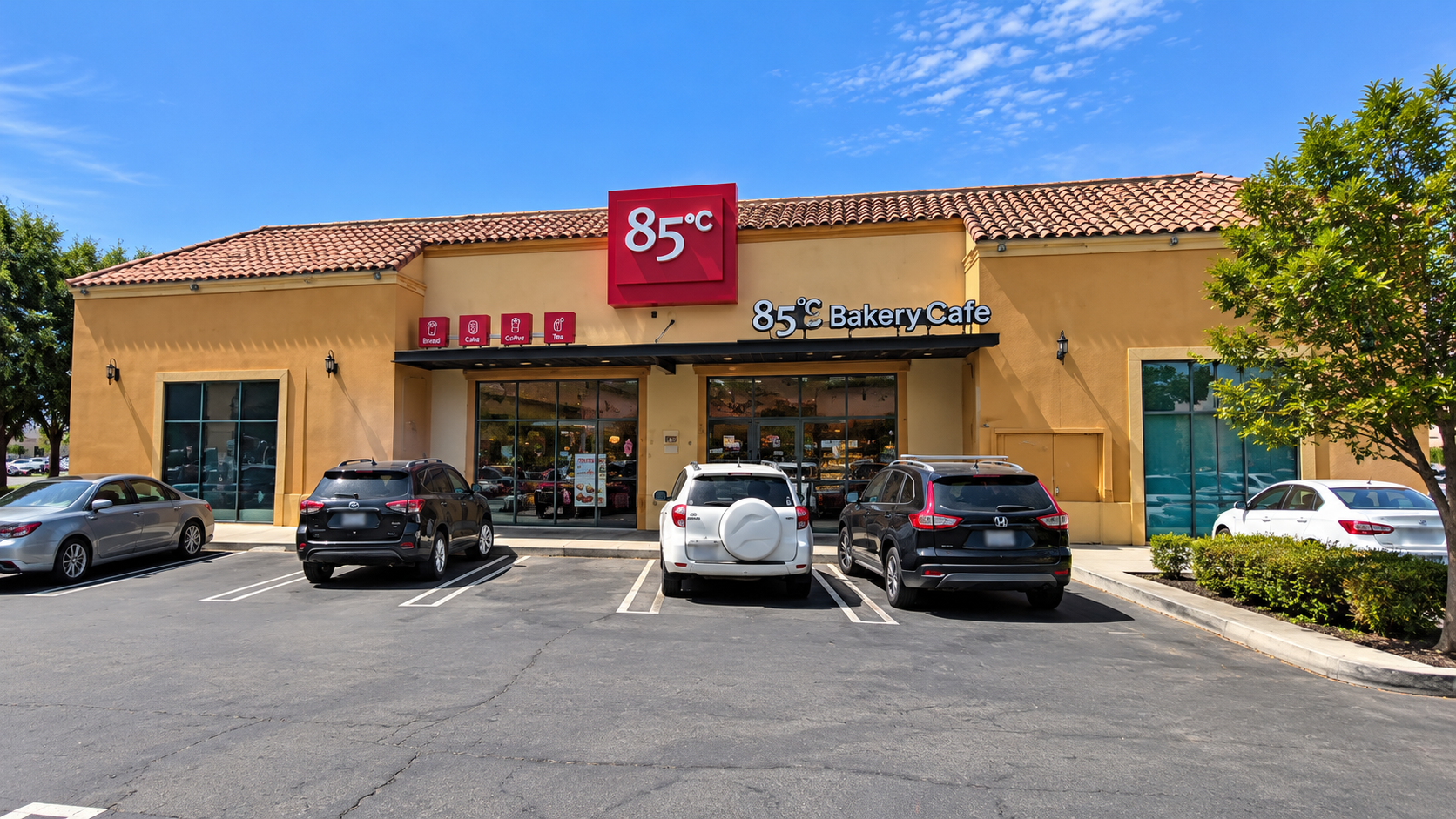 85°C Bakery Cafe — Torrance storefront