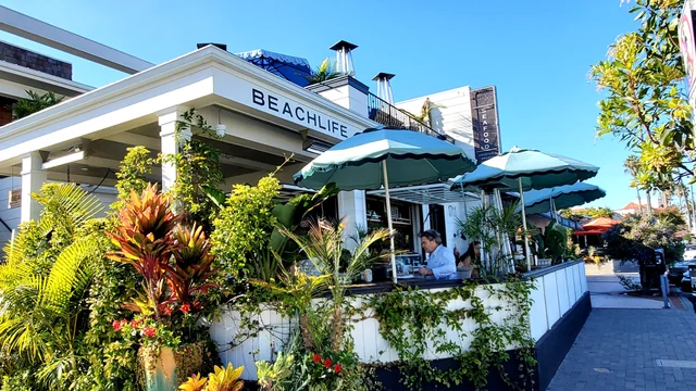BeachLife Grotto storefront