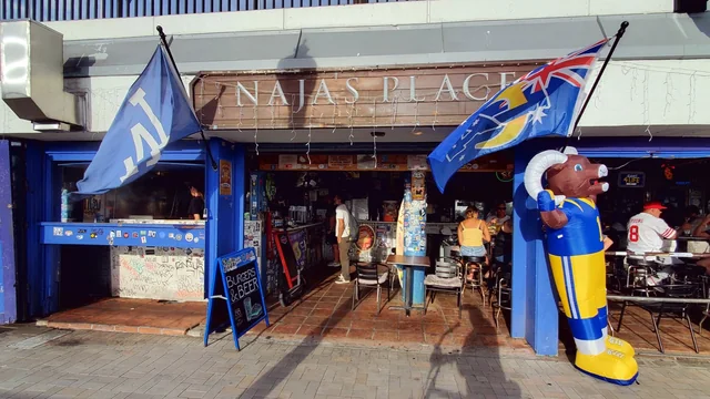 Naja’s Place storefront