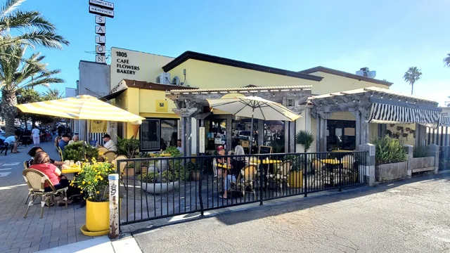Yellow Vase — Redondo Beach storefront