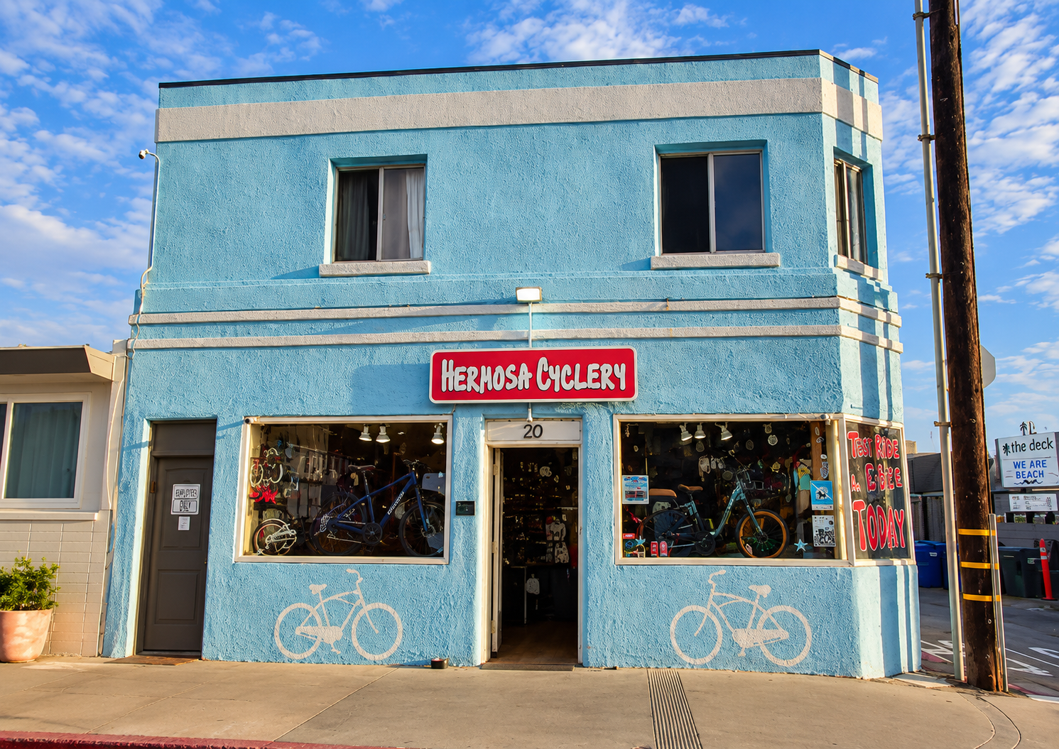 Hermosa Cyclery storefront