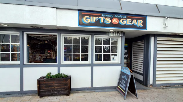 Quality Seafood Gifts & Gear storefront at the Redondo Beach Pier