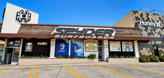 Spyder Surf — Pacific Coast Highway storefront